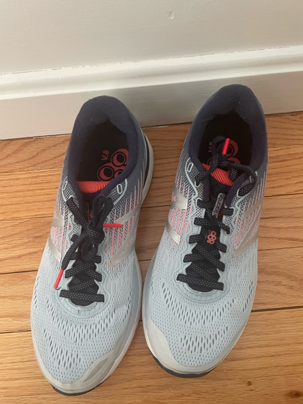 Women’s New Balance.